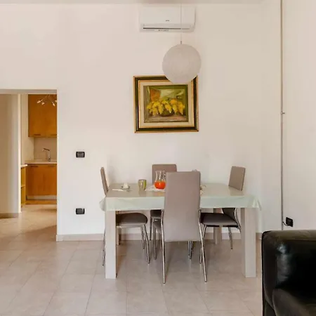 Holiday home Camelia Brindisi